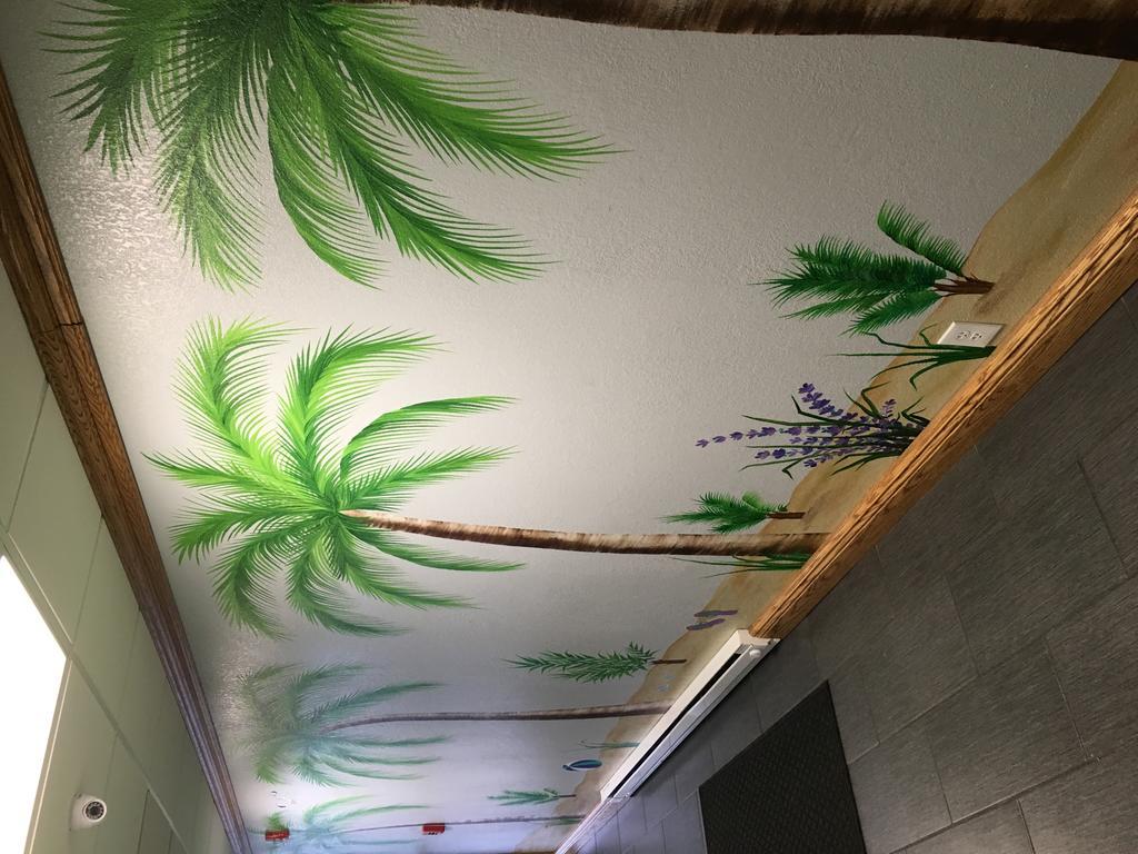California Palms Hotel And Suites Austintown Dış mekan fotoğraf