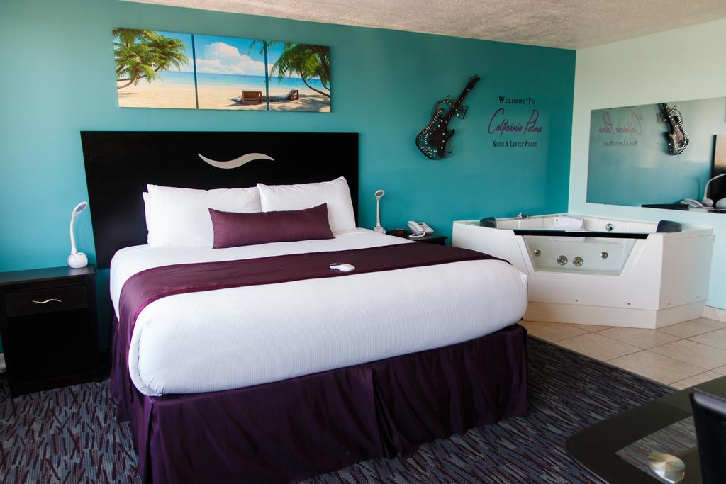California Palms Hotel And Suites Austintown Dış mekan fotoğraf
