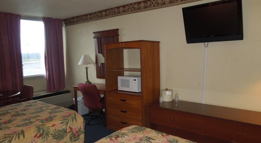 California Palms Hotel And Suites Austintown Oda fotoğraf